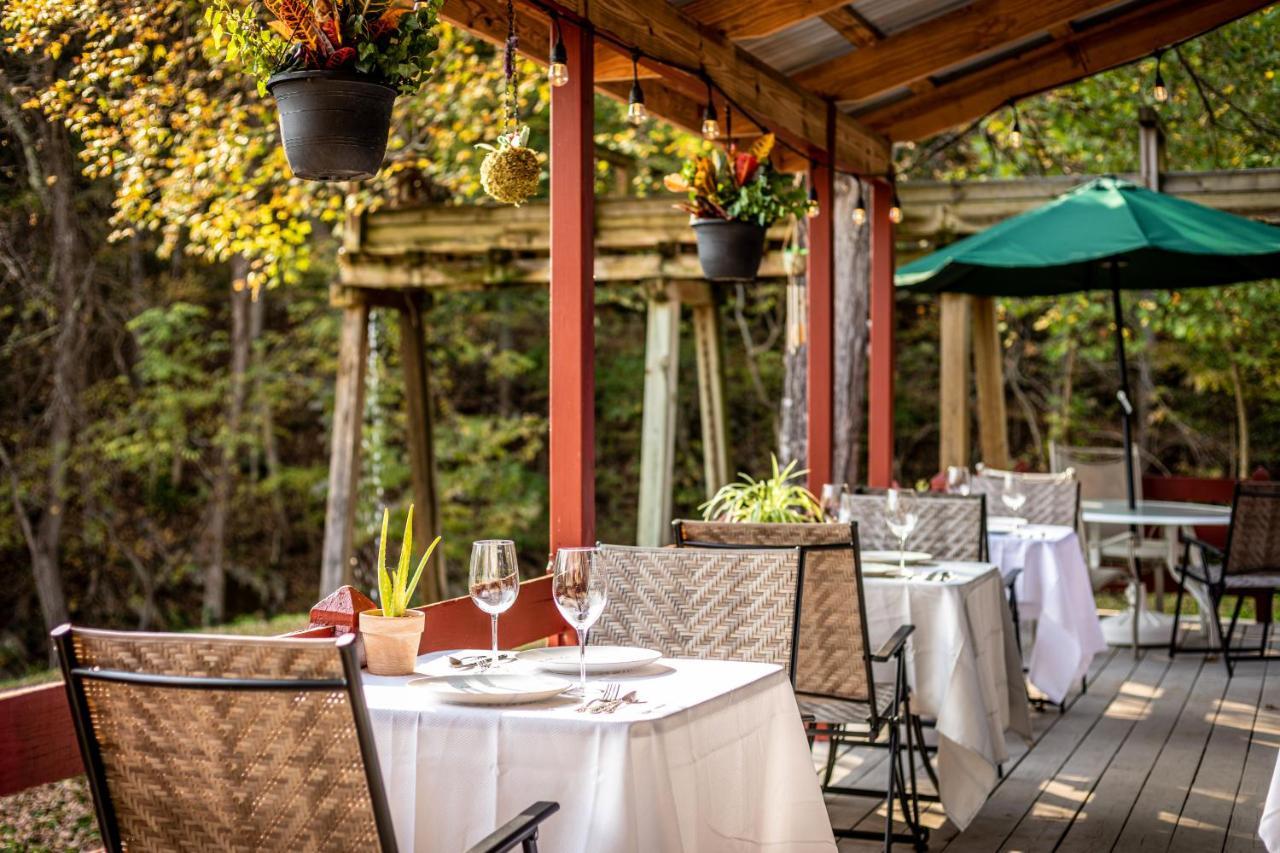 Osceola Mill Dining & Lodging Steeles Tavern エクステリア 写真